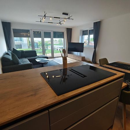 Triplex Appartements Клостернойбург Екстериор снимка