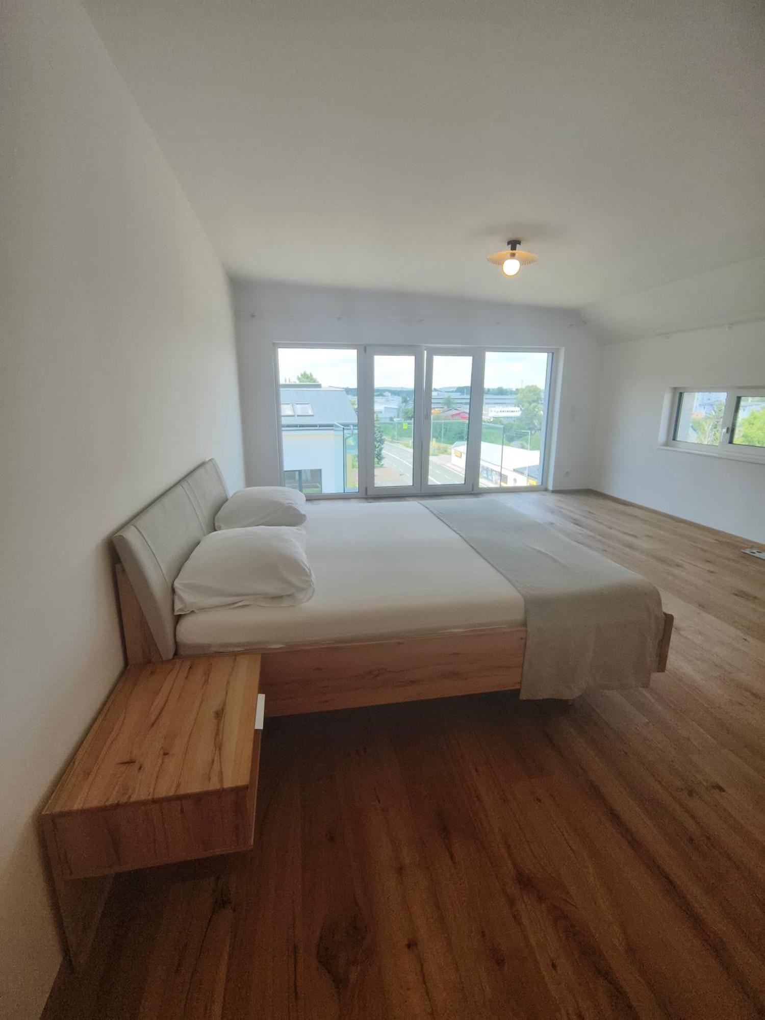Triplex Appartements Клостернойбург Екстериор снимка